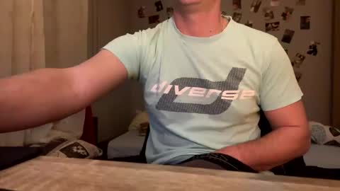 Snapshot of kixon12 chatting on 03-09-25, 09:57 kixon12 online show from 03-09-25, 09:57