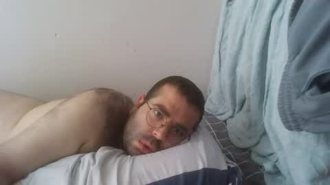 Snapshot of kkadam1 chatting on 06-12-26, 06:12 kkadam1 online show from 06-12-26, 06:12
