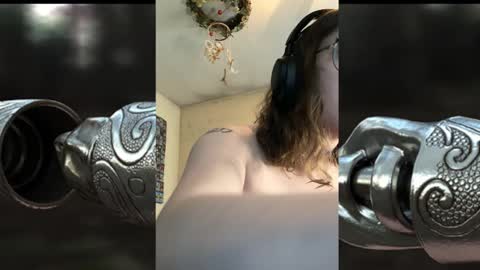 Kelsey viddell online show from 10-21-25, 07:31