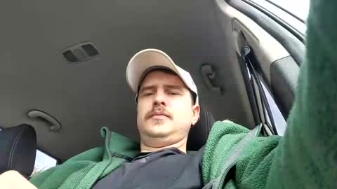 Kiki and Victor online show from 04-11-26, 04:00