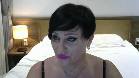 kleo901854 online show from 06-05-26, 12:00
