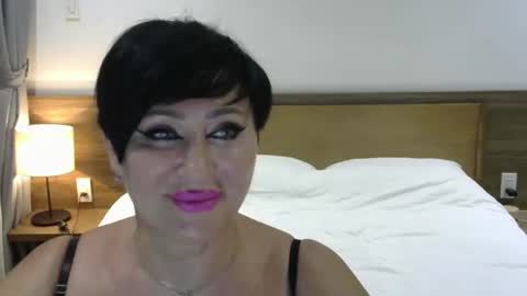 Snapshot of kleo901854860422 chatting on 06-17-26, 01:01 kleo901854860422 online show from 06-17-26, 01:01