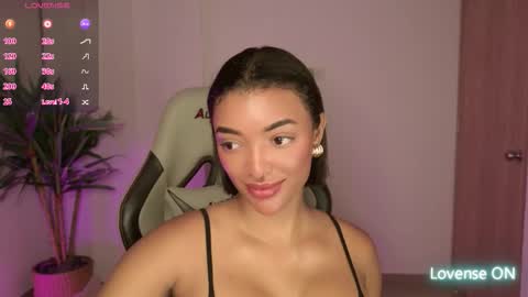 Christina online show from 12-23-25, 01:58