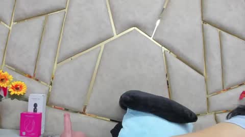 kloe online show from 03-24-26, 04:39