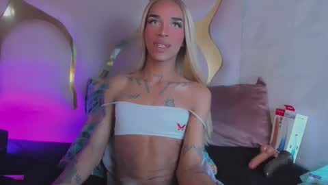 Kloe online show from 04-18-26, 08:09