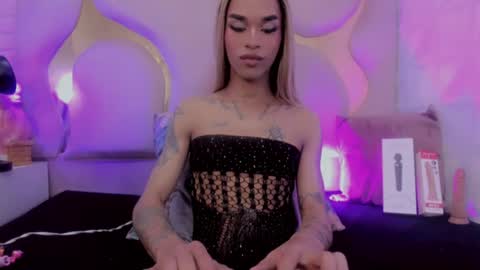 Snapshot of kloe_hh chatting on 07-29-26, 02:15 Kloe online show from 07-29-26, 02:15