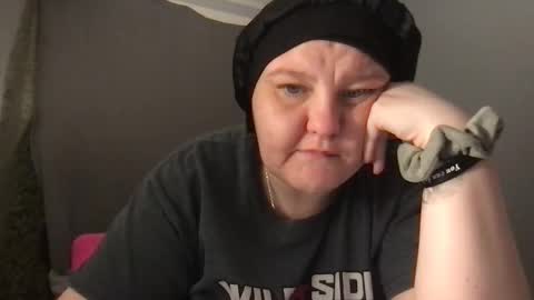 kmarie1196 online show from 03-19-26, 02:26