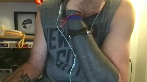 Snapshot of knicker76 chatting on 11-04-25, 11:26 knicker76 online show from 11-04-25, 11:26