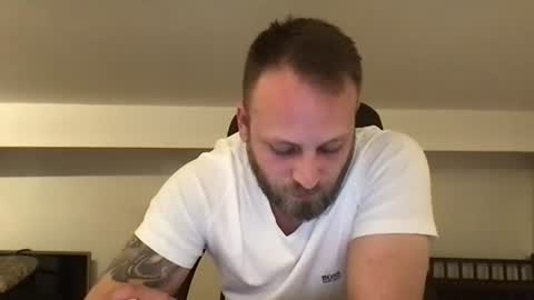 hugo online show from 01-27-25, 05:58