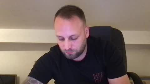 hugo online show from 10-13-25, 11:16