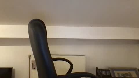 hugo online show from 11-22-25, 12:20