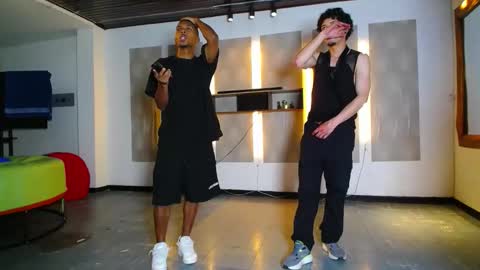 kobayaske online show from 04-05-26, 02:20