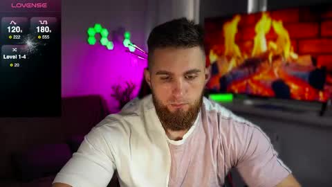 Snapshot of kochka25 chatting on 05-03-26, 10:54 Sweet boy online show from 05-03-26, 10:54