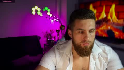 Snapshot of kochka25 chatting on 05-10-26, 06:13 Sweet boy online show from 05-10-26, 06:13