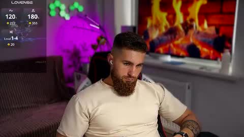 Snapshot of kochka25 chatting on 07-12-26, 11:12 Sweet boy online show from 07-12-26, 11:12
