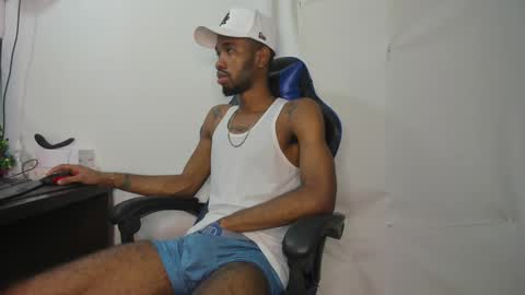 Snapshot of kofi_exotic_ chatting on 12-20-24, 09:28 kofi online show from 12-20-24, 09:28