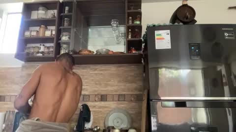 A Dick Ting online show from 05-27-26, 02:58