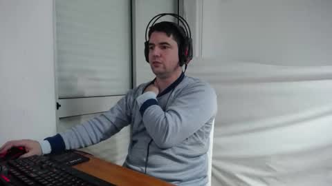 Snapshot of kohaynewbie chatting on 01-12-26, 08:03 Mr. K vback to action online show from 01-12-26, 08:03