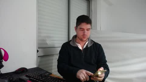 Snapshot of kohaynewbie chatting on 01-15-26, 04:44 Mr. K vback to action online show from 01-15-26, 04:44