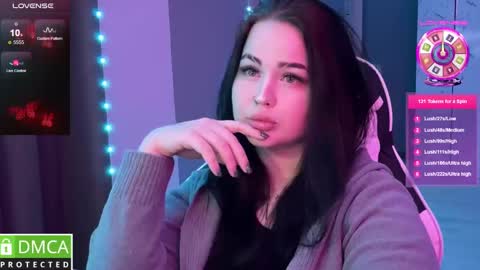 Mia online show from 01-14-25, 04:29