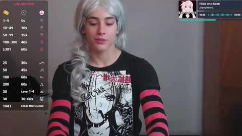 Snapshot of koneko_nya chatting on 10-31-25, 06:20  Riley  online show from 10-31-25, 06:20