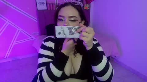 Snapshot of koning_moretti chatting on 04-23-26, 03:30 camila online show from 04-23-26, 03:30