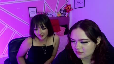 Snapshot of koning_moretti chatting on 04-24-26, 05:21 camila online show from 04-24-26, 05:21