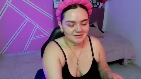 Snapshot of koning_moretti chatting on 07-15-26, 10:59 camila online show from 07-15-26, 10:59
