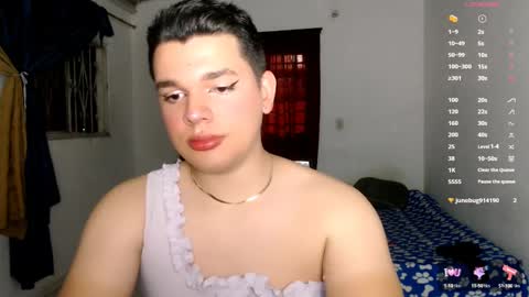 Snapshot of konnie_kardashian chatting on 02-12-25, 04:23 Klyie Online Mostly at 10pm-7am COL time online show from 02-12-25, 04:23