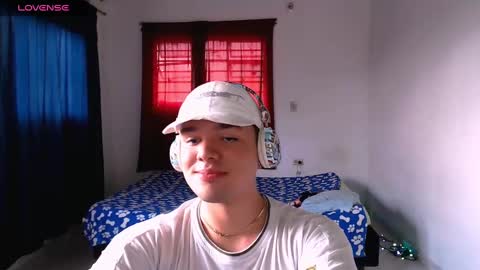 Snapshot of konnie_kardashian chatting on 02-15-25, 09:59 Klyie Online Mostly at 10pm-7am COL time online show from 02-15-25, 09:59