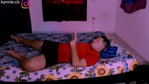 Snapshot of konnie_kardashian chatting on 02-23-25, 12:08 Klyie Online Mostly at 10pm-7am COL time online show from 02-23-25, 12:08