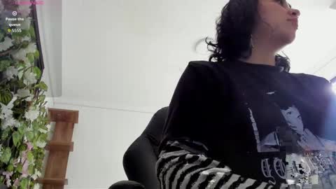 Kora Red online show from 04-04-26, 02:25