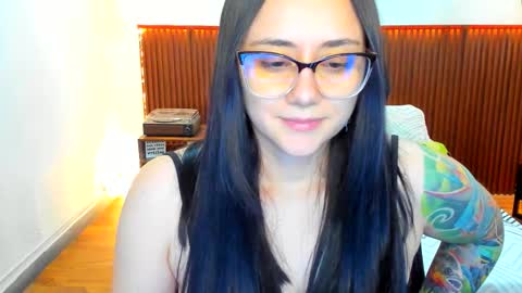 Kora Shadow online show from 12-15-25, 08:02