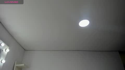 Koral Cuz online show from 01-12-26, 04:12