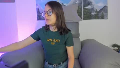 Snapshot of koraline_6 chatting on 12-01-25, 01:49 Koraline online show from 12-01-25, 01:49