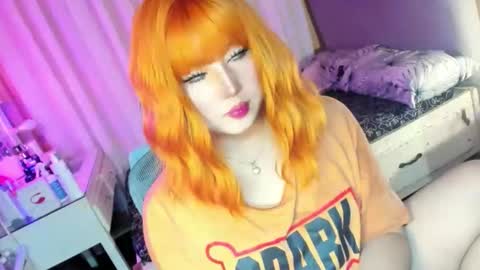 MISS ALICIA online show from 12-23-25, 08:34