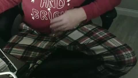 Snapshot of koshkabdsm81 chatting on 02-06-25, 03:48 Koshy online show from 02-06-25, 03:48