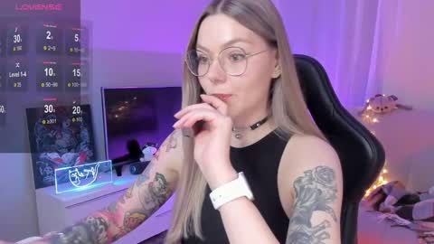 Jess online show from 09-26-25, 04:00