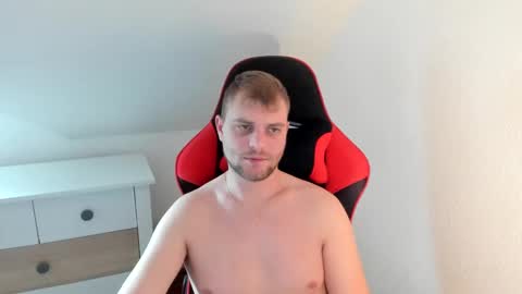 Bartek online show from 12-25-24, 12:26