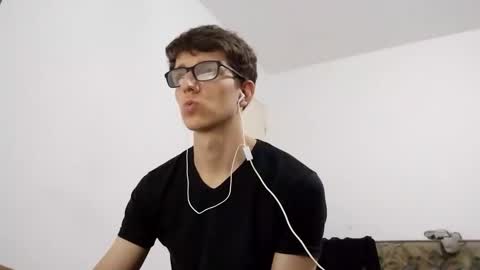 Facu online show from 12-15-24, 10:50