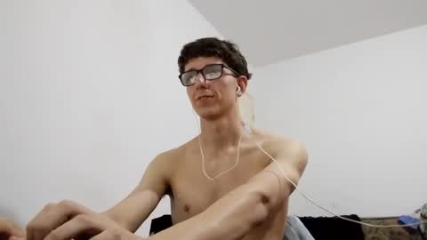 Facu online show from 12-27-24, 07:14