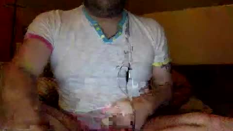 Snapshot of kr4k3n_ chatting on 10-17-25, 11:29 kr4k3n_ online show from 10-17-25, 11:29