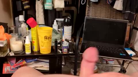 Snapshot of krastheman chatting on 10-21-25, 10:16 KrasTheMan online show from 10-21-25, 10:16