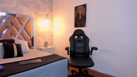 Snapshot of kraven_lust chatting on 06-25-26, 03:06 Kraven online show from 06-25-26, 03:06