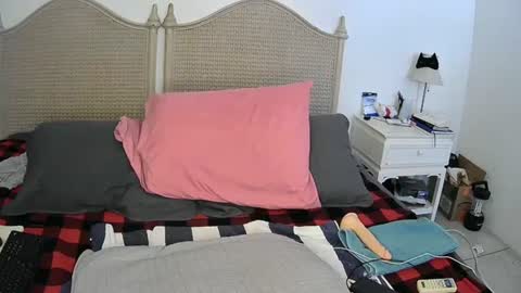 KreamyCherry online show from 10-02-25, 07:10