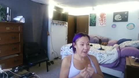 kreamyk420 online show from 11-02-25, 05:26