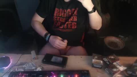 Snapshot of krimson999 chatting on 01-18-26, 09:46 krimson999 online show from 01-18-26, 09:46