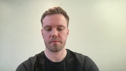 kris4kris4 online show from 04-20-26, 02:42