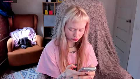 kris_grant online show from 04-12-26, 10:31