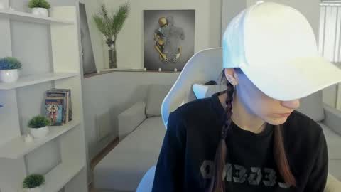 krisdoeill online show from 04-19-26, 02:22